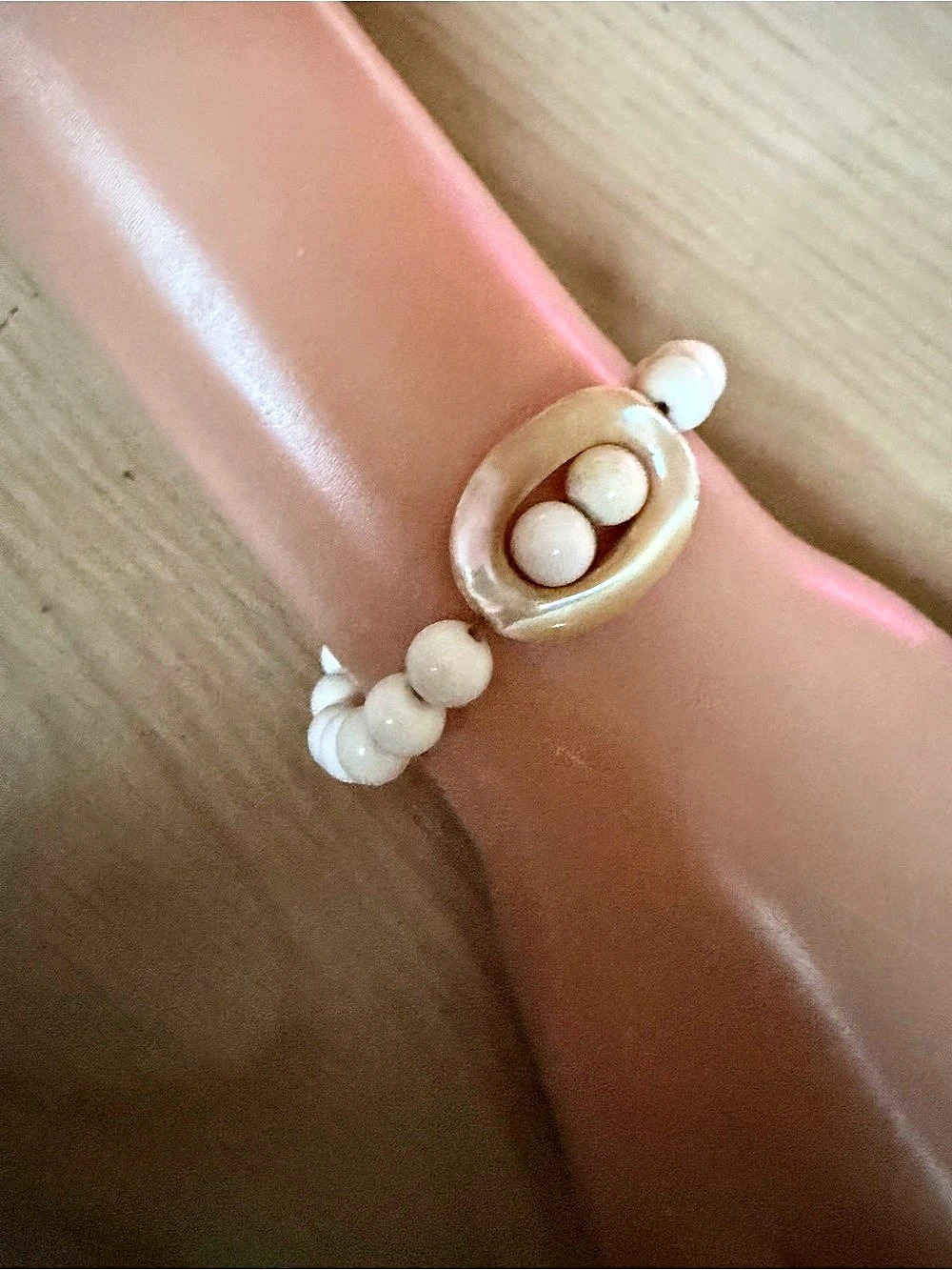 Beaded Bracelet in White & Gold